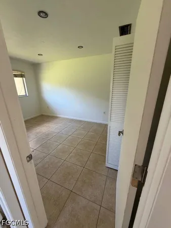 $1,575 | 537 Southeast 6th Place, Unit B, Cape Coral, FL 33990