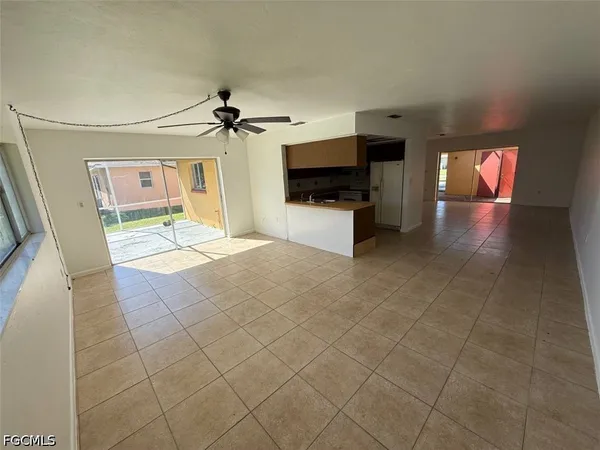 $1,575 | 537 Southeast 6th Place, Unit B, Cape Coral, FL 33990