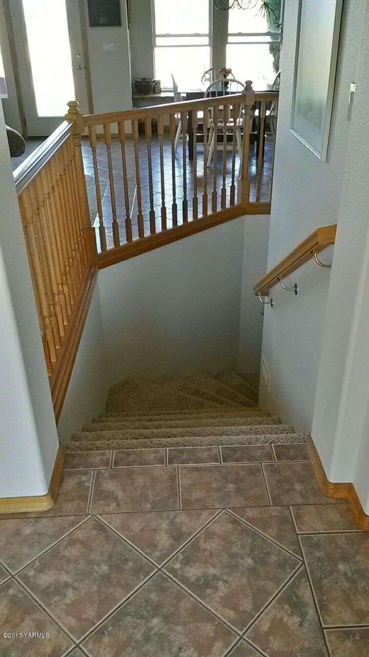 340 West Huntzinger Road Selah, WA 98942 - Photo 52 of 74 a view of a porch with wooden floor