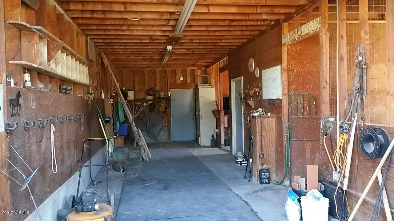 340 West Huntzinger Road Selah, WA 98942 - Photo 66 of 74 Prep area