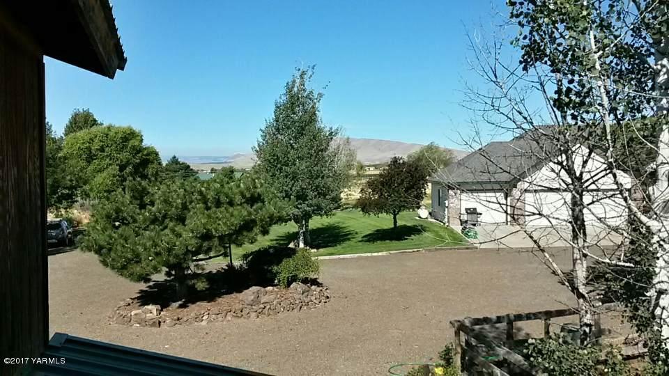 340 West Huntzinger Road Selah, WA 98942 - Photo 69 of 74 view3