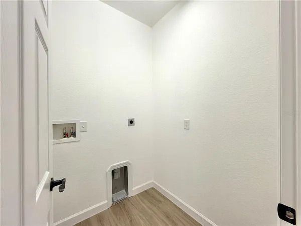 a view of a entryway front of house