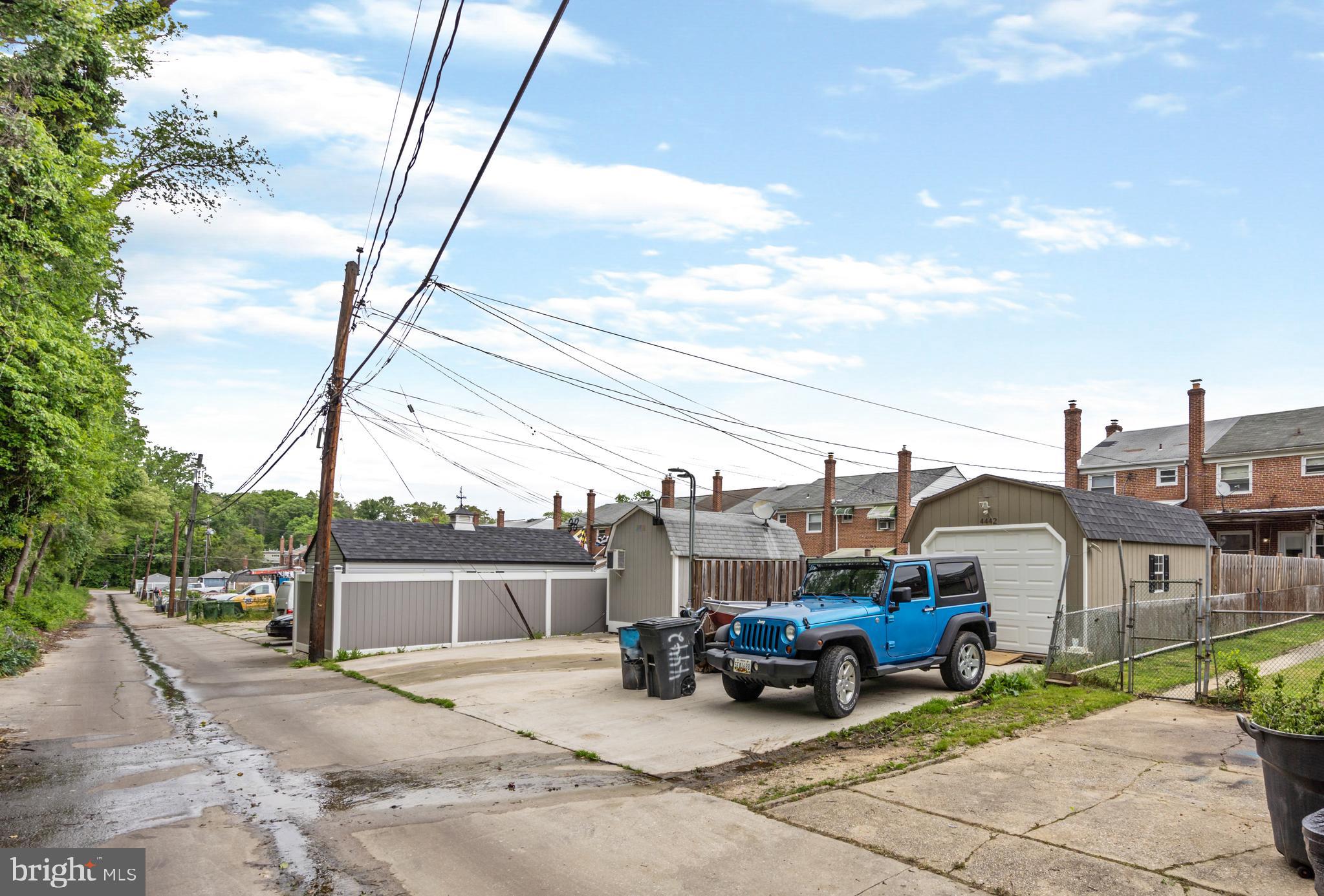 4444 Scotia Road Baltimore, MD 21227 - Photo 25 of 39 Rear