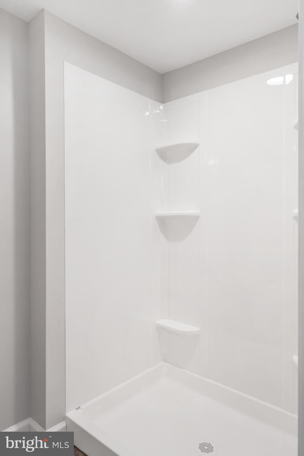 4444 Scotia Road Baltimore, MD 21227 - Photo 36 of 39 Interior