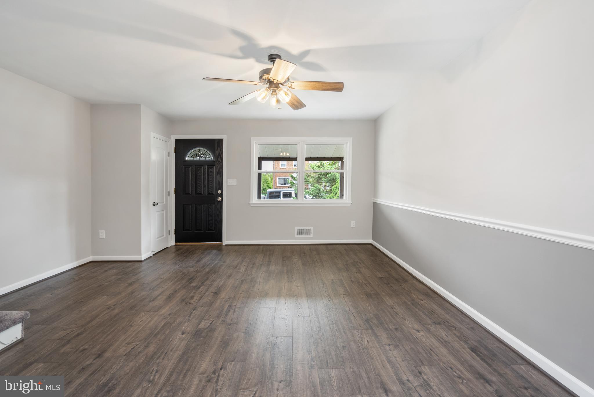 4444 Scotia Road Baltimore, MD 21227 - Photo 7 of 39 Interior