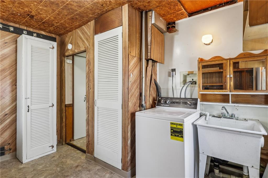 1913 Glen Road Aliquippa, PA 15001 - Photo 25 of 35 Gallery Image 25