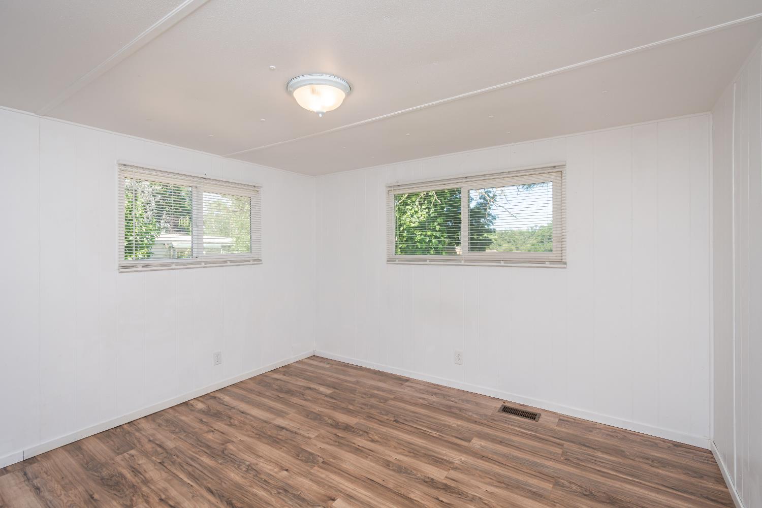 146 Lark Street Penn Valley, CA 95946 - Photo 20 of 36