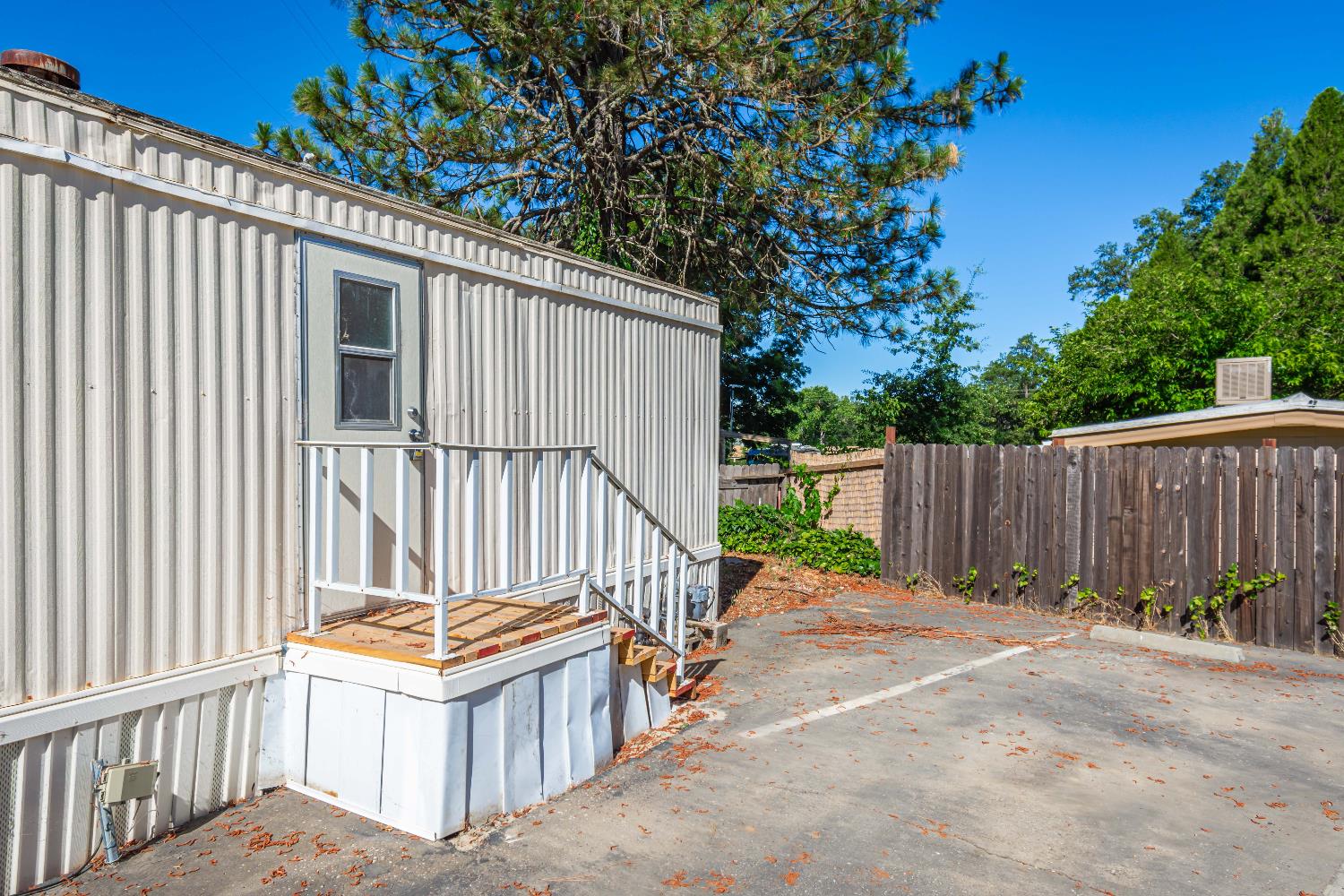 146 Lark Street Penn Valley, CA 95946 - Photo 27 of 36