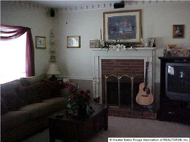 12424 Fairhope Way Baton Rouge, LA 70816 - Photo 4 of 9 Gallery Image 4