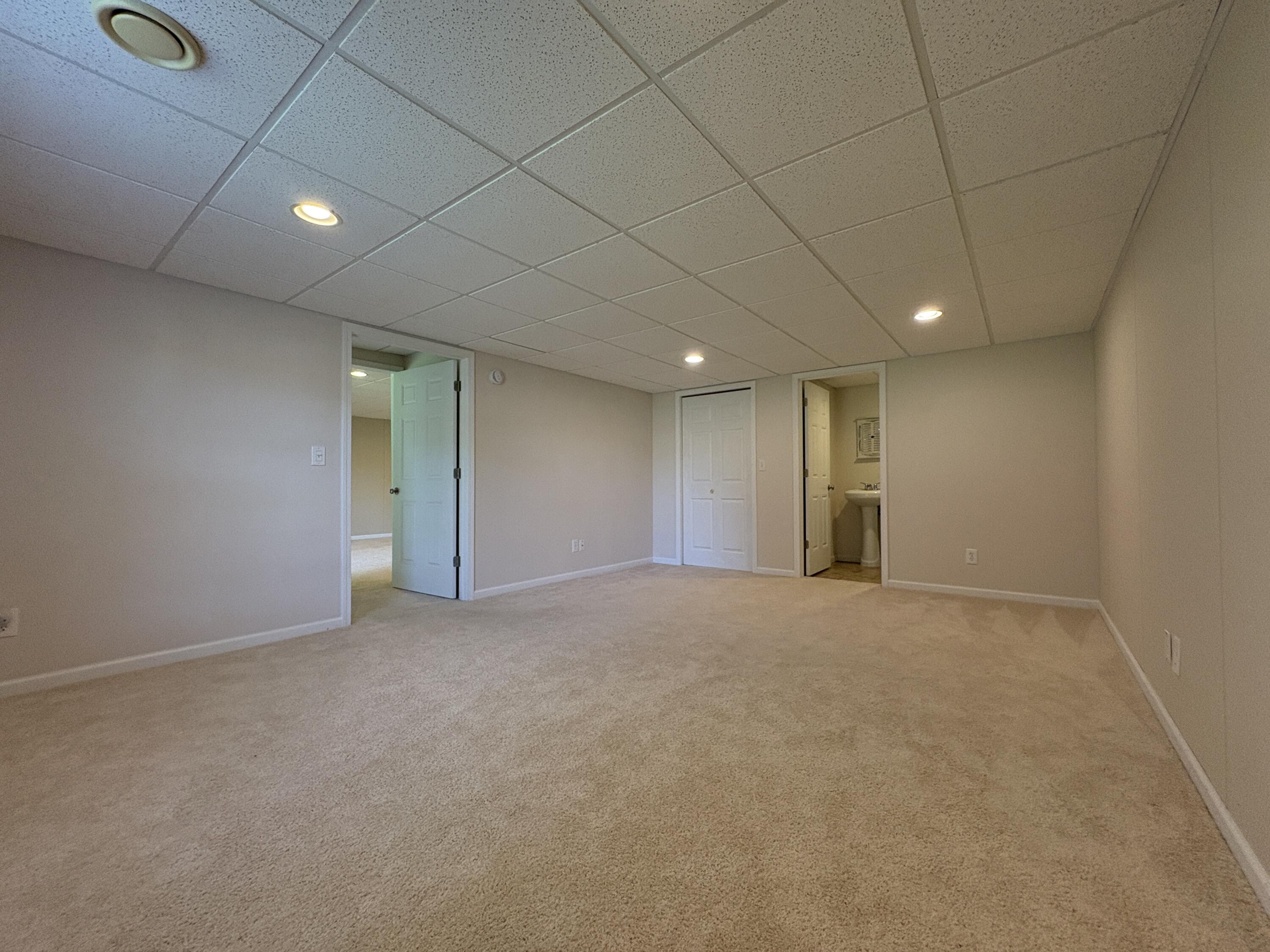 17652 Woodbridge Road, Unit 2 Spring Lake, MI 49456 - Photo 27 of 29 IMG_4801