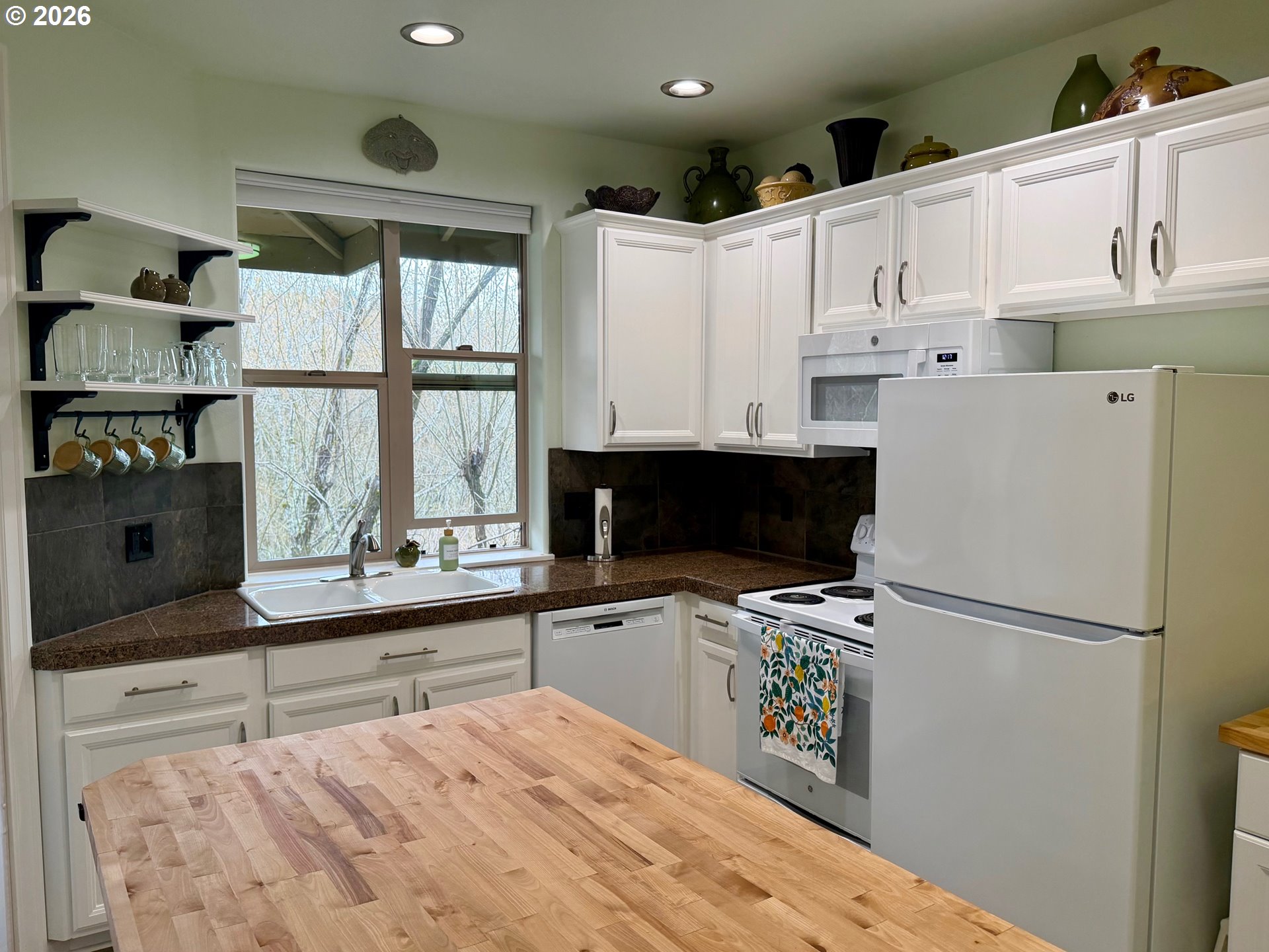 37071 Dubarko Road, Unit 8 Sandy, OR 97055 - Photo 7 of 45