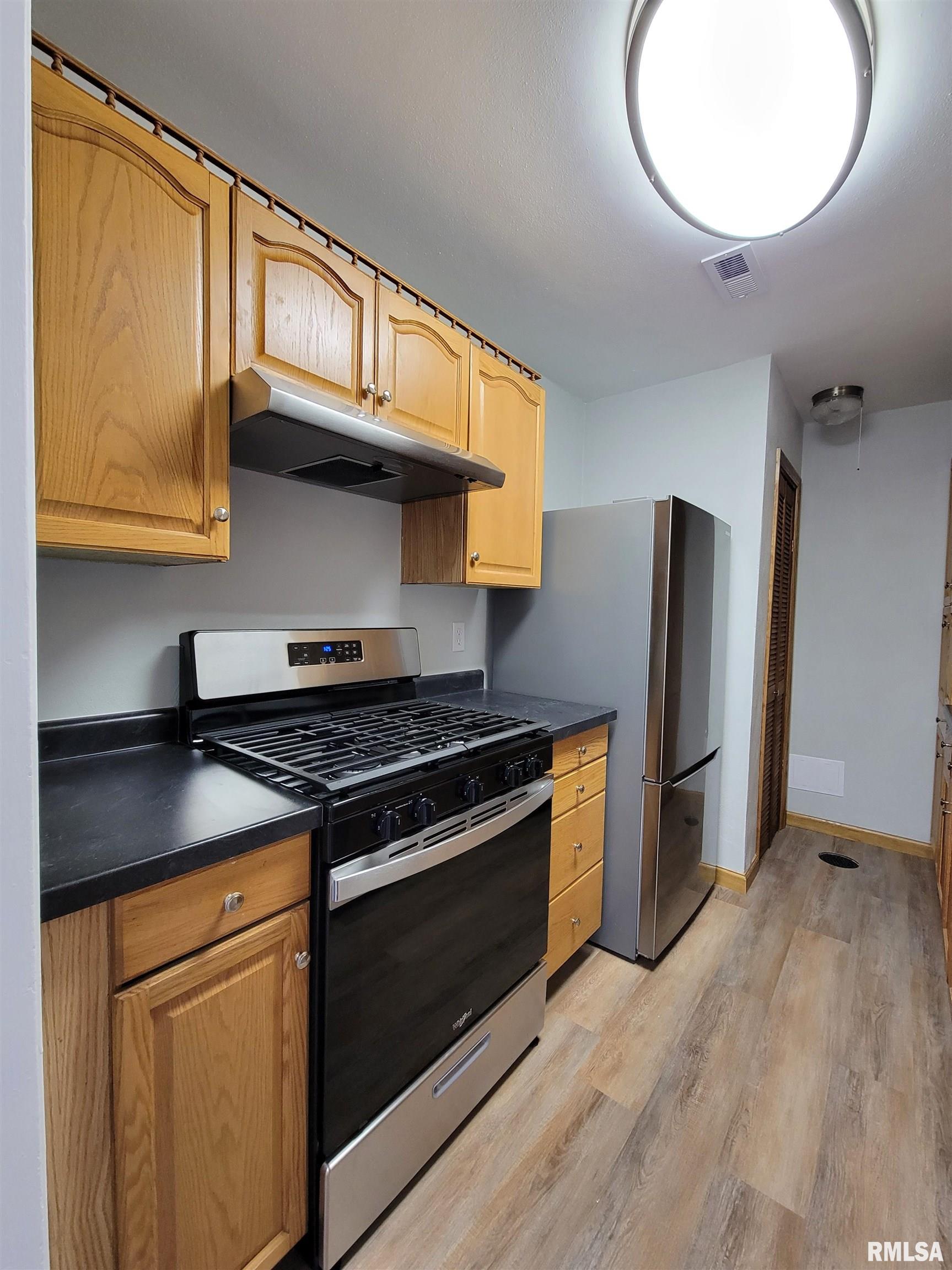 110 Berry Road Marquette Heights, IL 61554 - Photo 14 of 40 Gallery Image 14
