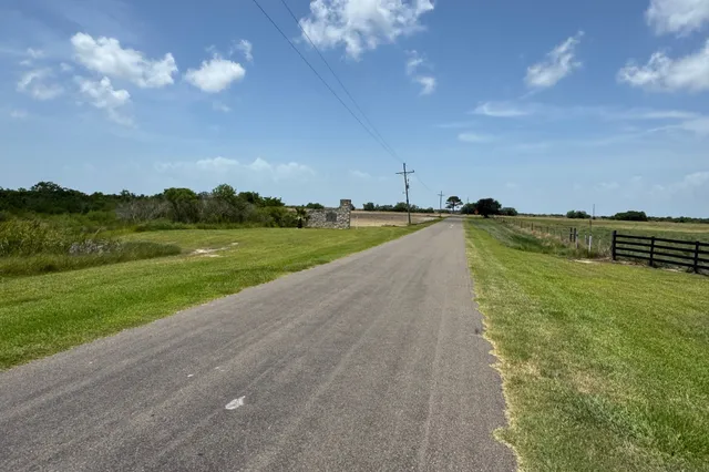 $20,000 | 7-6 & 6 6 Bob White Lane, Anahuac, TX 77514