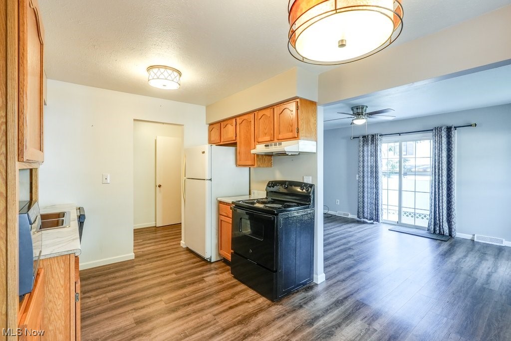 17414 Sheldon Road Brook Park, OH 44142 - Photo 10 of 25 Gallery Image 10