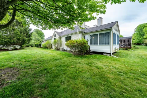 $589,000 | 1 Woods Edge Lane, Mashpee, MA 02649