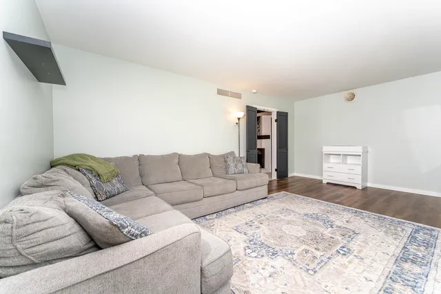 $279,900 | 212 South Hillcrest Street, Greenville, MI 48838