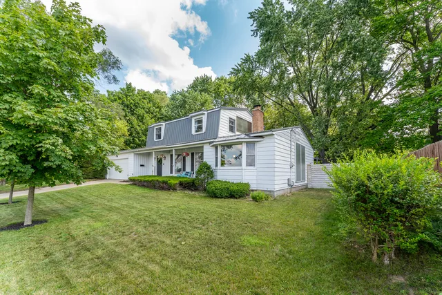 $279,900 | 212 South Hillcrest Street, Greenville, MI 48838