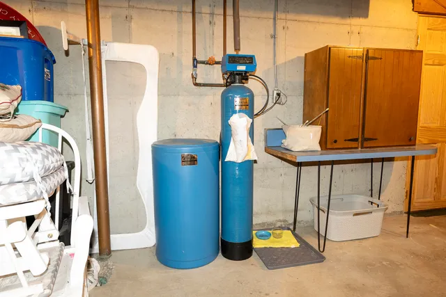 $279,900 | 212 South Hillcrest Street, Greenville, MI 48838