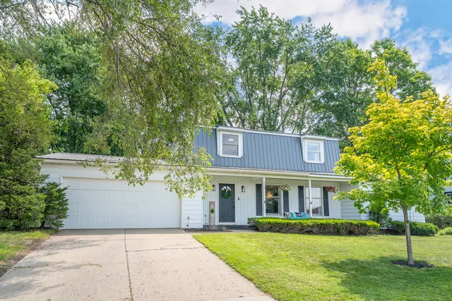 $279,900 | 212 South Hillcrest Street, Greenville, MI 48838