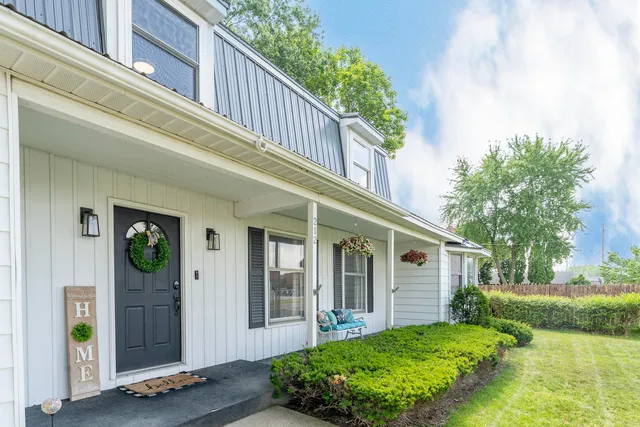 $279,900 | 212 South Hillcrest Street, Greenville, MI 48838