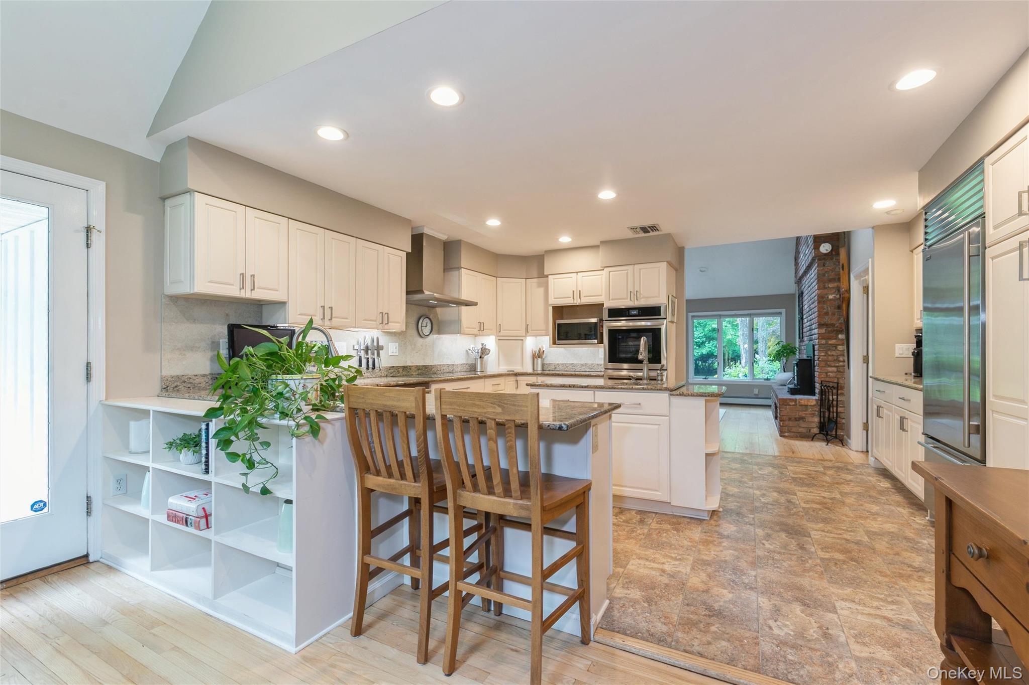 63 West Meadow Road East Setauket, NY 11733 - Photo 7 of 46