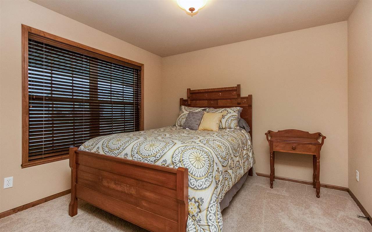 309 Raleigh Lane Marion, IA 52302 - Photo 15 of 20 Gallery Image 15