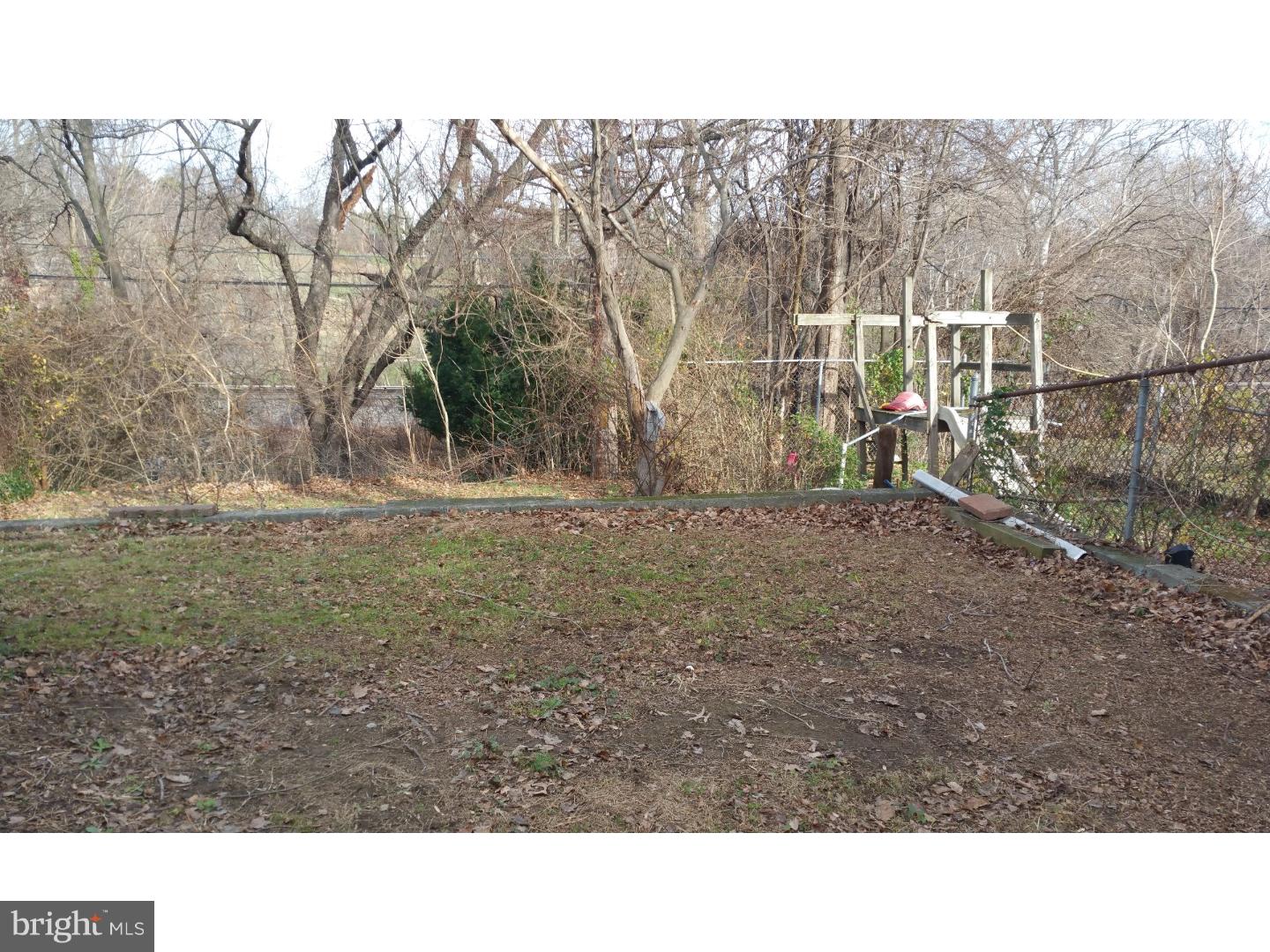 7523 Parkview Road Upper Darby, PA 19082 - Photo 16 of 17