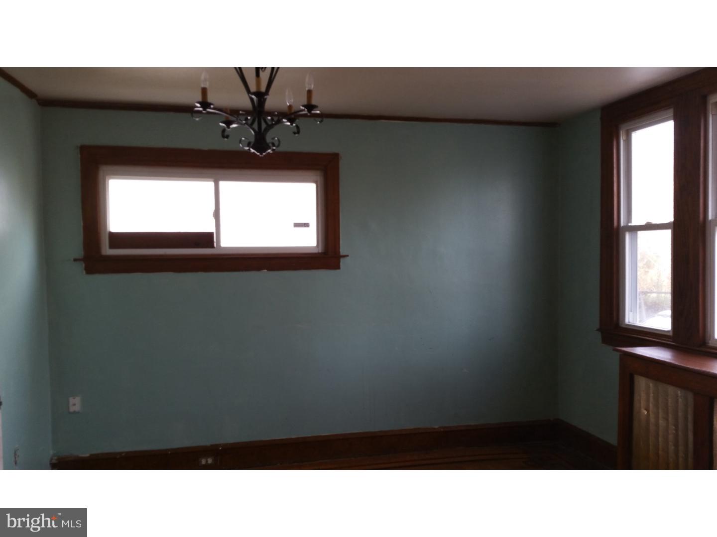7523 Parkview Road Upper Darby, PA 19082 - Photo 4 of 17