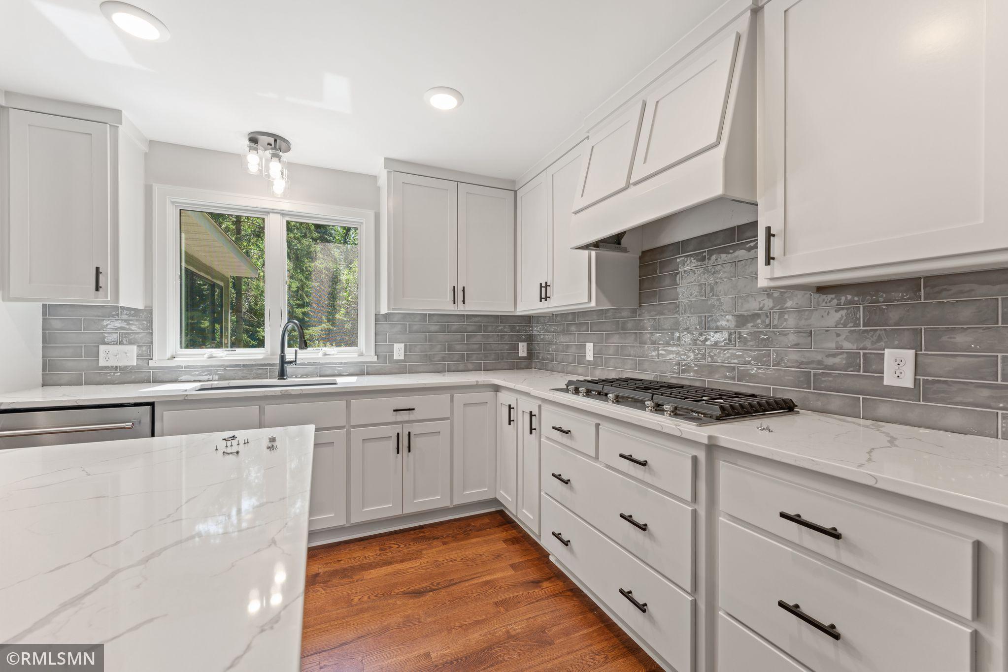 1255 78th Street Victoria, MN 55386 - Photo 6 of 23