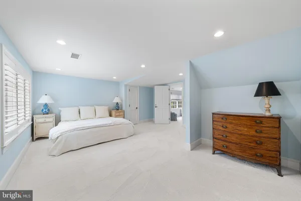 $3,850,000 | 2490 White Horse Road, Berwyn, PA 19312