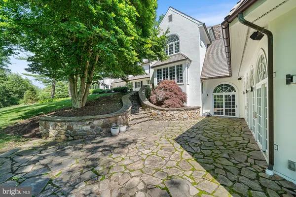 $3,850,000 | 2490 White Horse Road, Berwyn, PA 19312