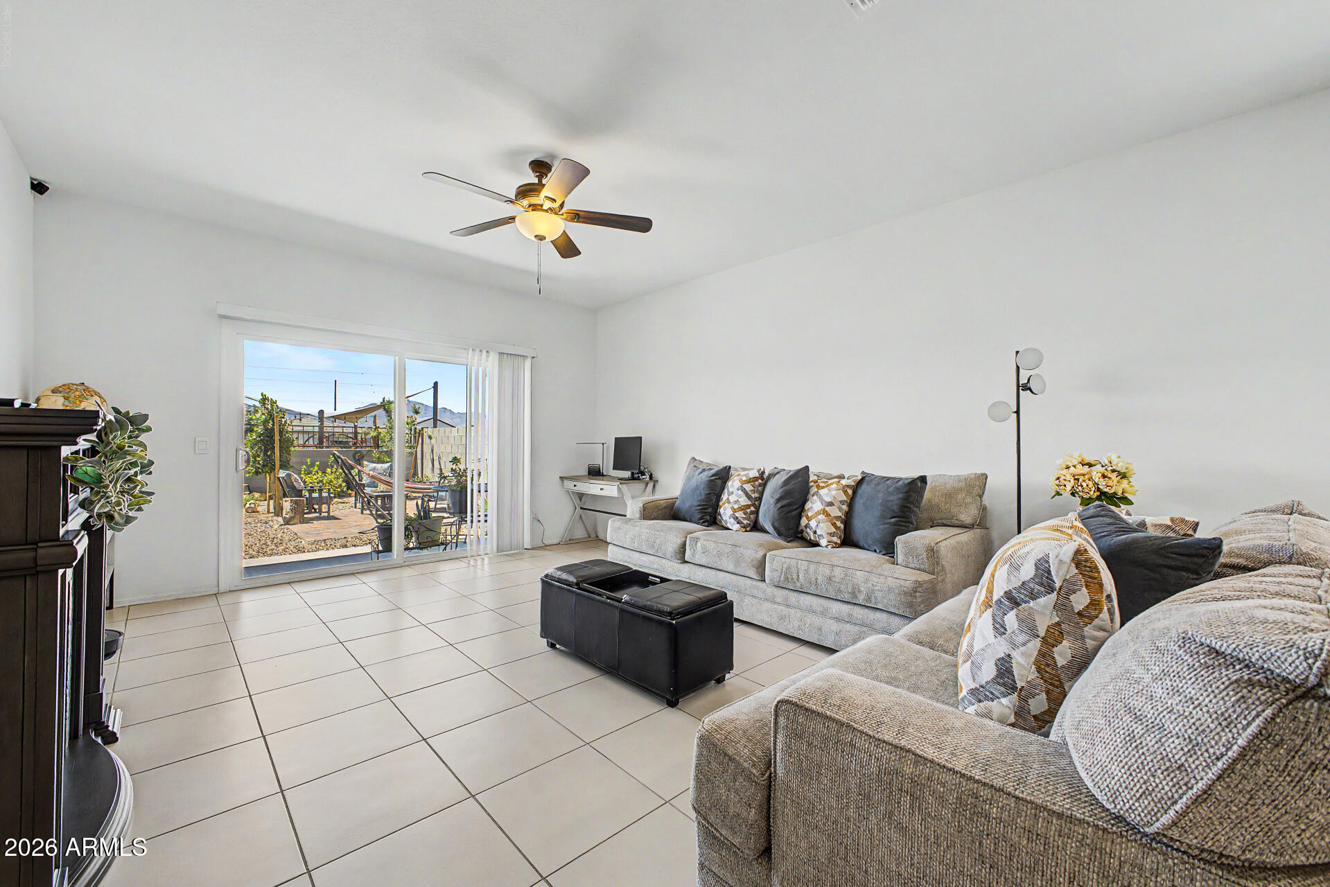 10611 West Bloch Road Tolleson, AZ 85353 - Photo 5 of 29
