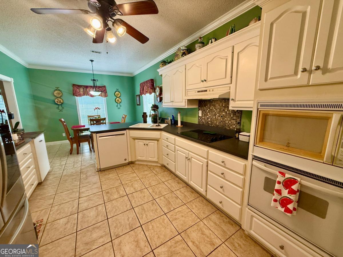 625 Coxstill Road Adel, GA 31620 - Photo 8 of 30