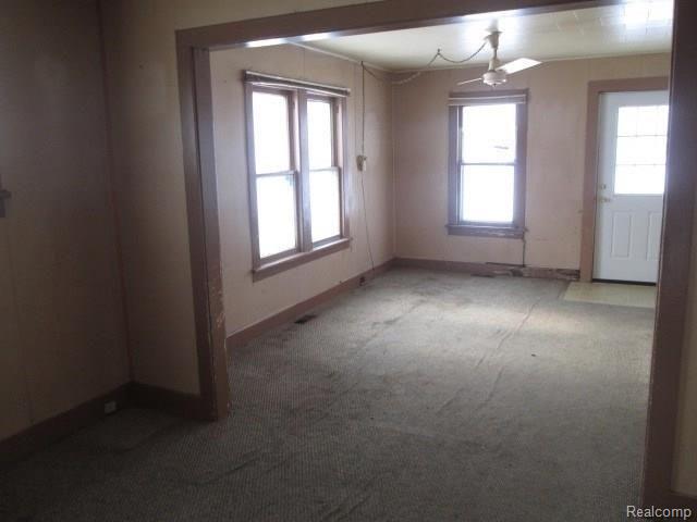 163 South Elba Road Lapeer, MI 48446 - Photo 5 of 6