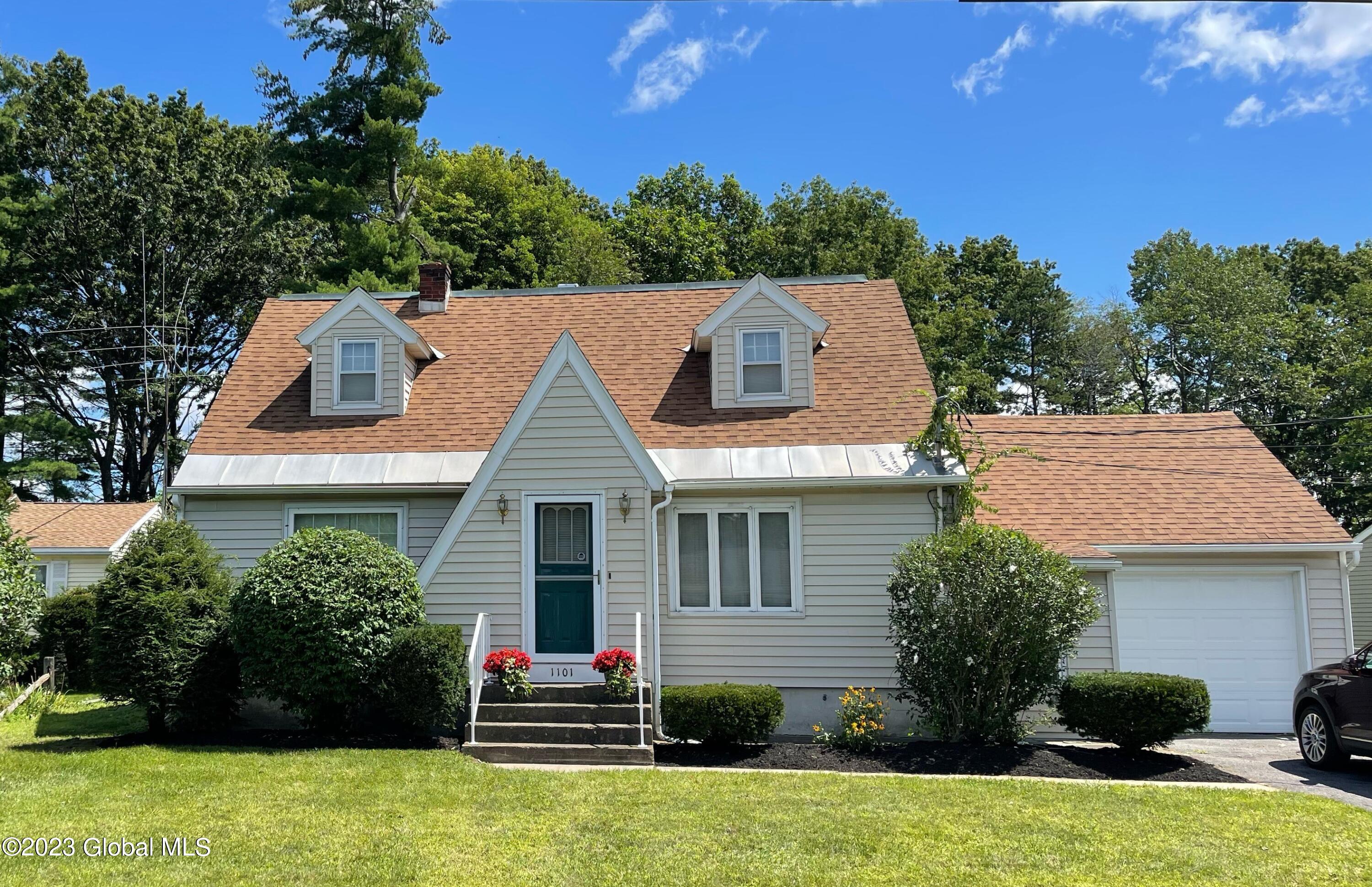 1101 Fort Hunter Road Rotterdam, NY 12303 - Photo 1 of 33 1-From the Owner