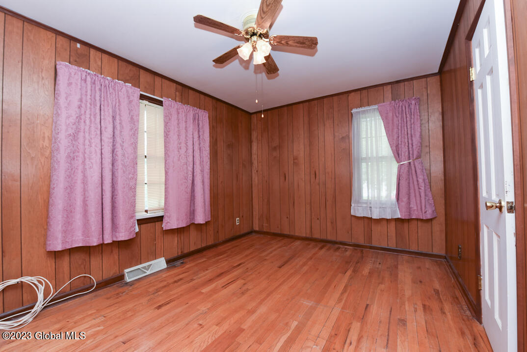 1101 Fort Hunter Road Rotterdam, NY 12303 - Photo 19 of 33 DSC_2223