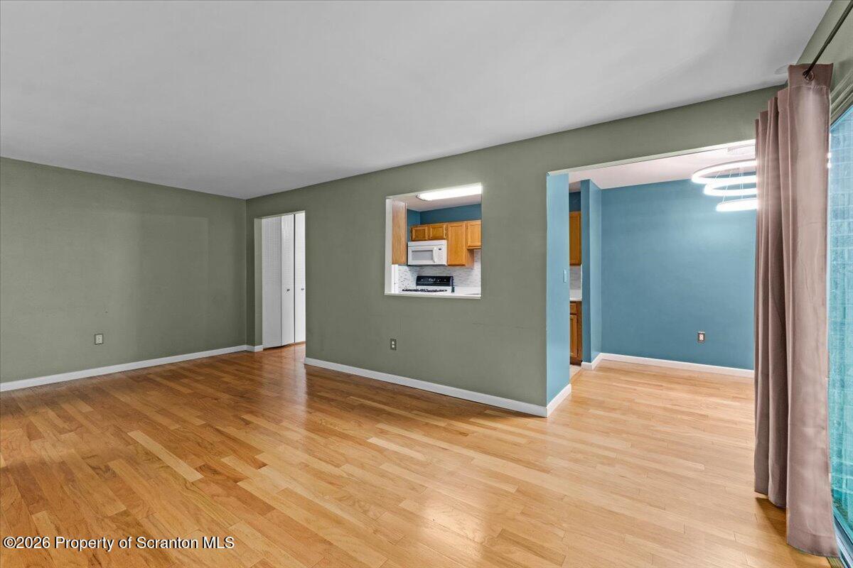 1609 Summit Pointe Scranton, PA 18508 - Photo 7 of 30 16-DSC04067