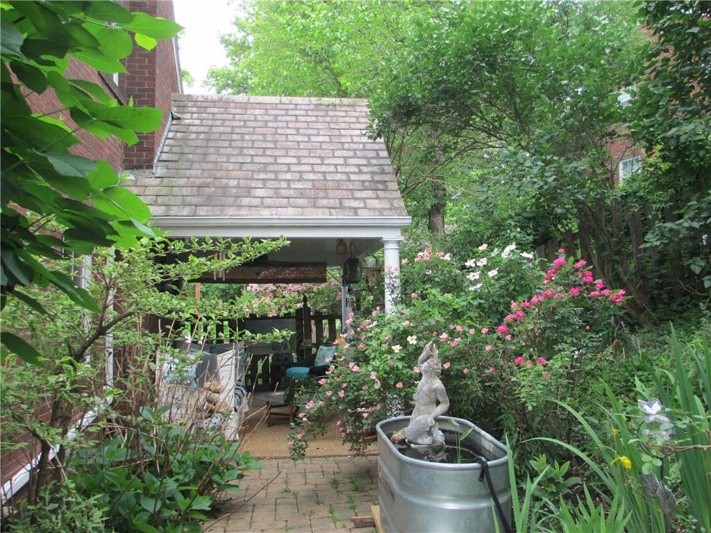 1712 Arlington Road Pittsburgh, PA 15235 - Photo 20 of 25 Gallery Image 20