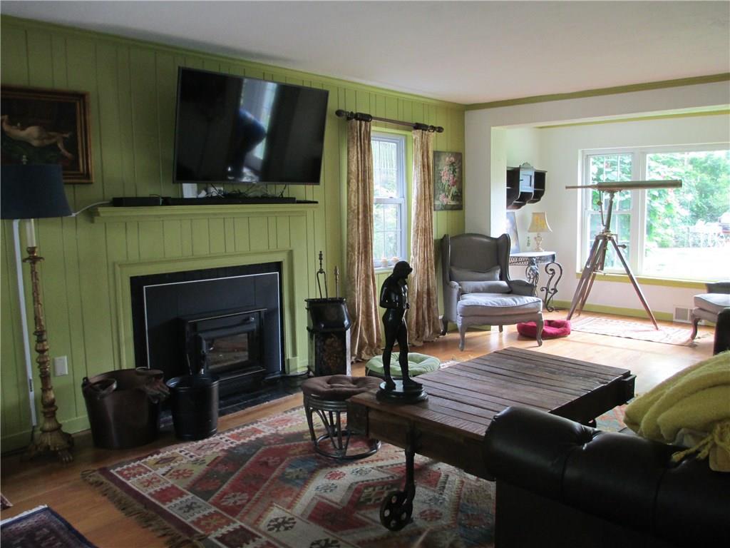 1712 Arlington Road Pittsburgh, PA 15235 - Photo 5 of 25 Gallery Image 5