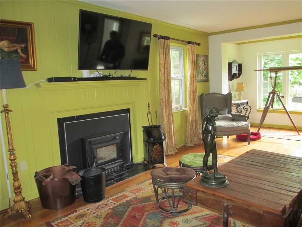 1712 Arlington Road Pittsburgh, PA 15235 - Photo 6 of 25 Gallery Image 6