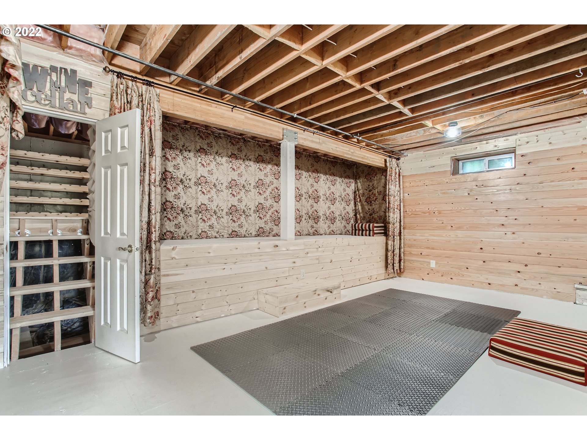 1534 Northwest Mayfield Road Portland, OR 97229 - Photo 23 of 30 Gallery Image 23
