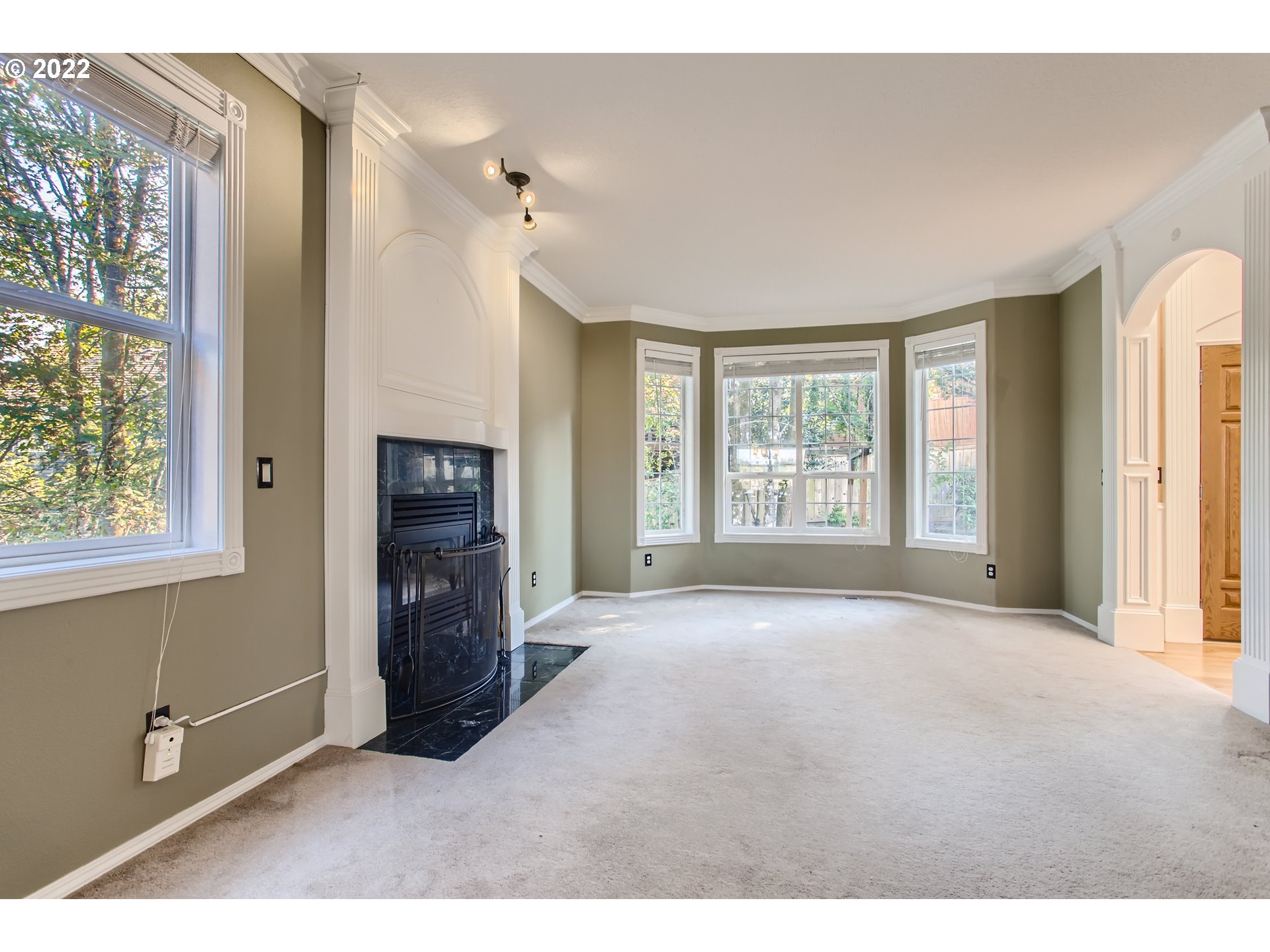 1534 Northwest Mayfield Road Portland, OR 97229 - Photo 6 of 30 Gallery Image 6