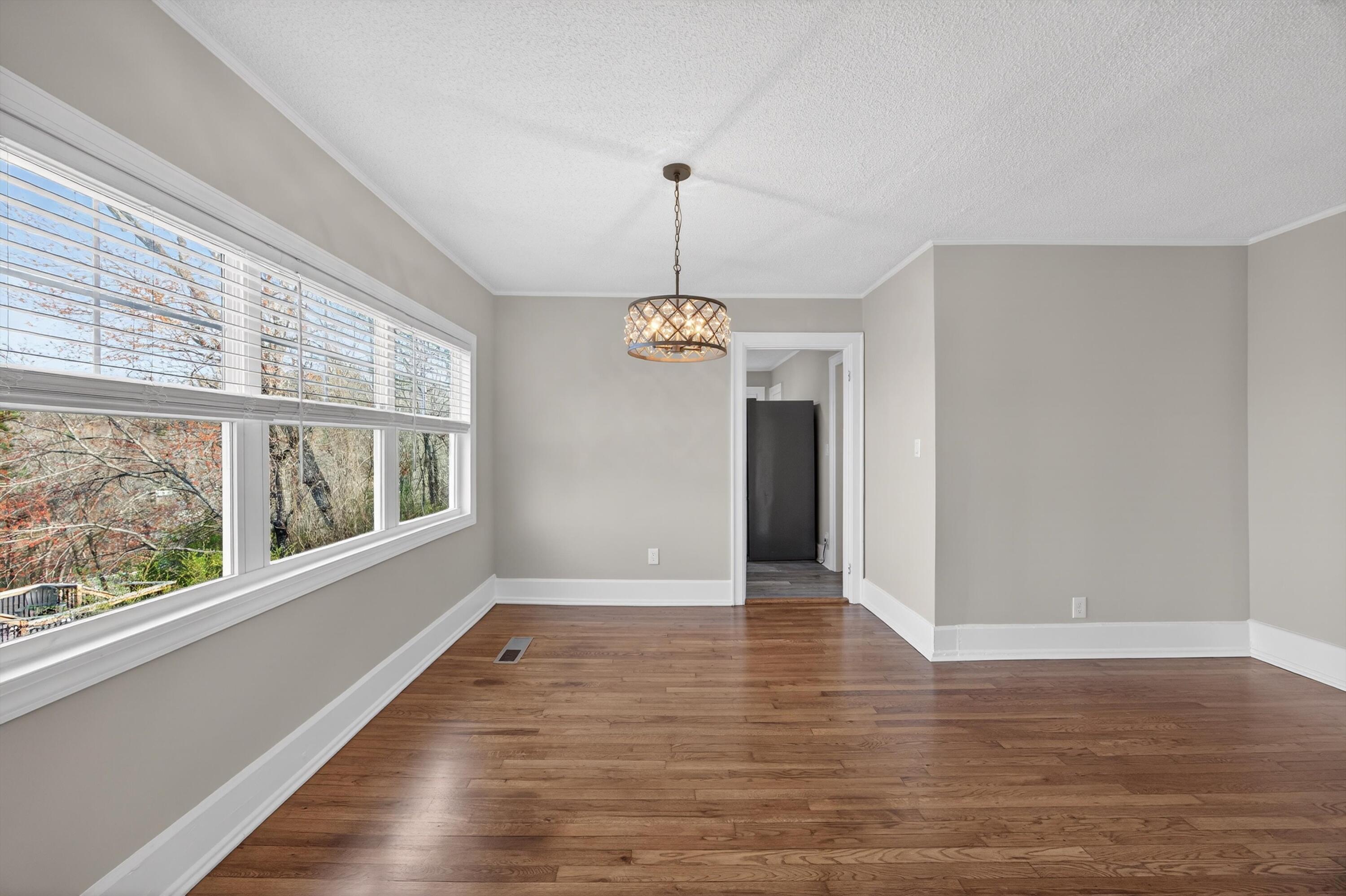 1306 Springview Drive Chattanooga, TN 37421 - Photo 13 of 37 13-090A8189