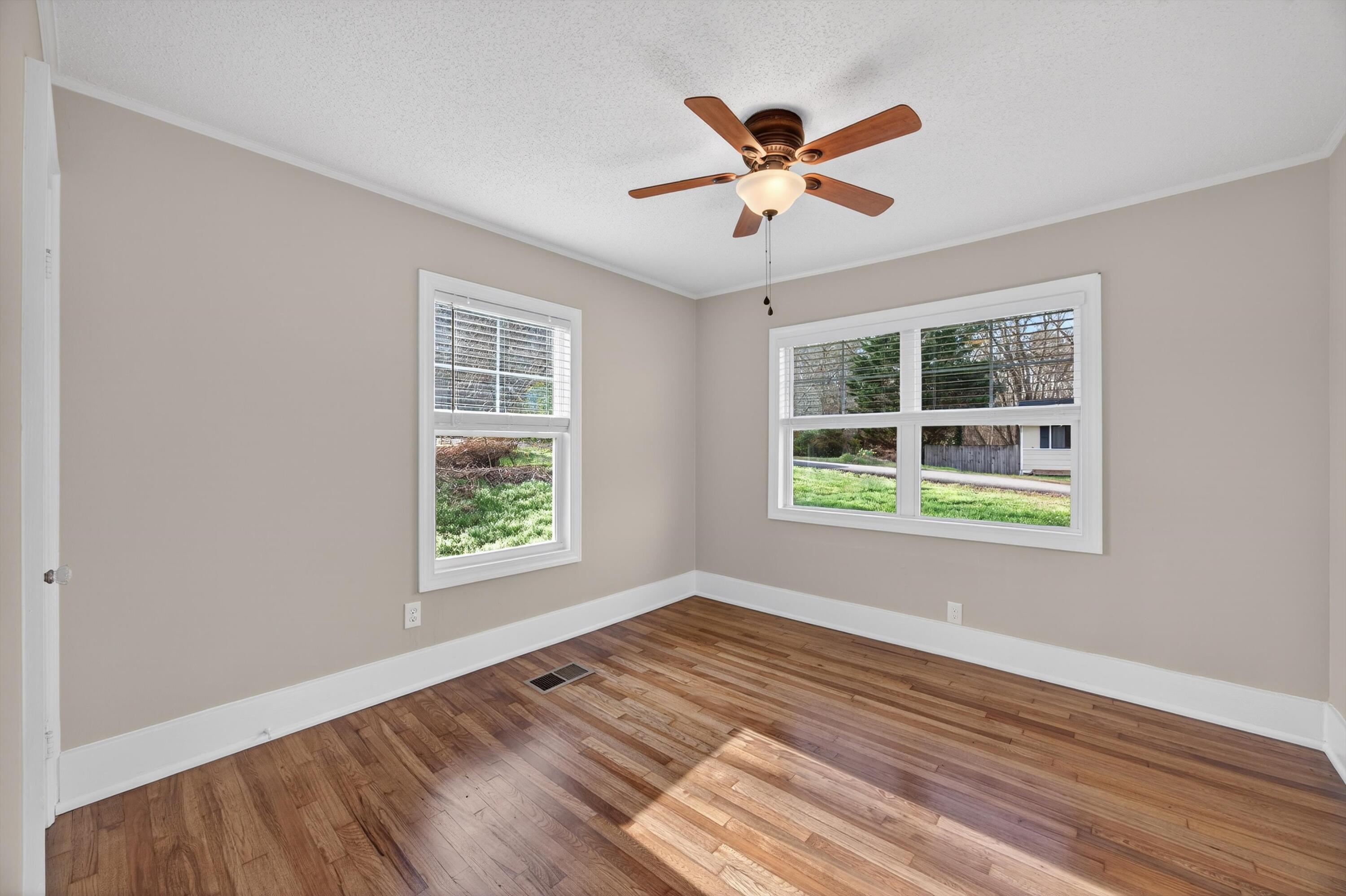 1306 Springview Drive Chattanooga, TN 37421 - Photo 20 of 37 20-090A8243