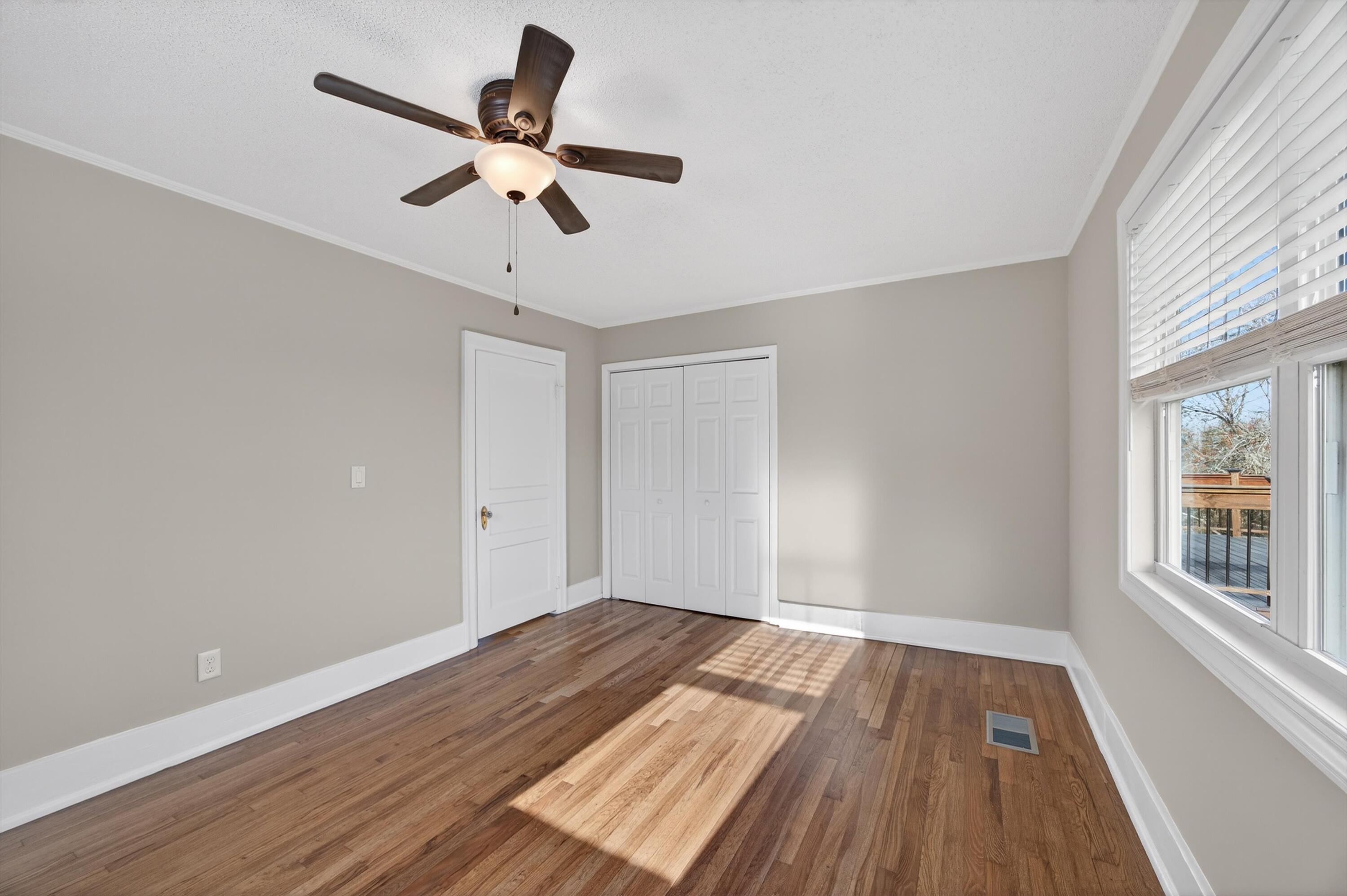 1306 Springview Drive Chattanooga, TN 37421 - Photo 23 of 37 23-090A8258