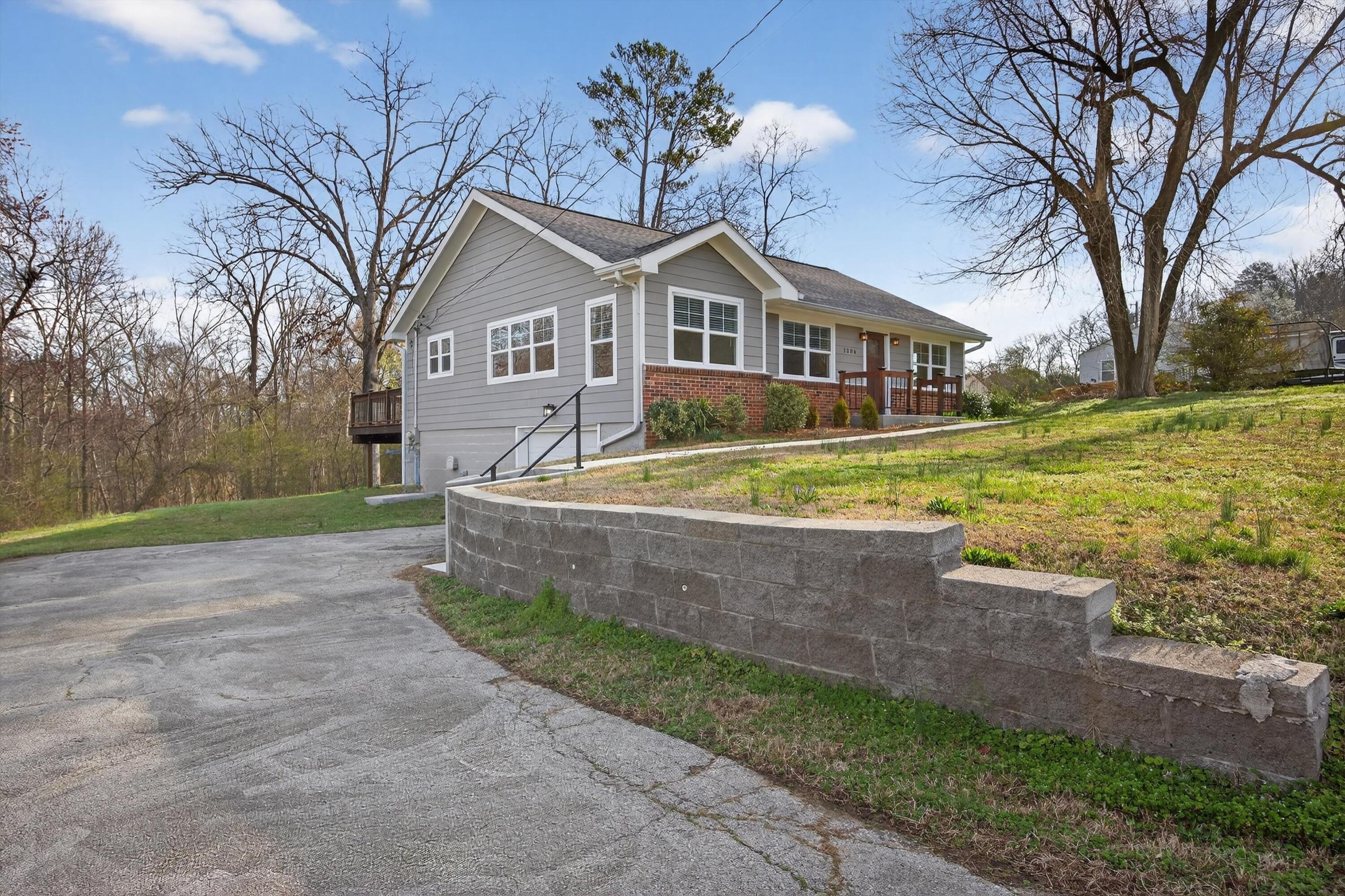 1306 Springview Drive Chattanooga, TN 37421 - Photo 5 of 37 05-090A8122