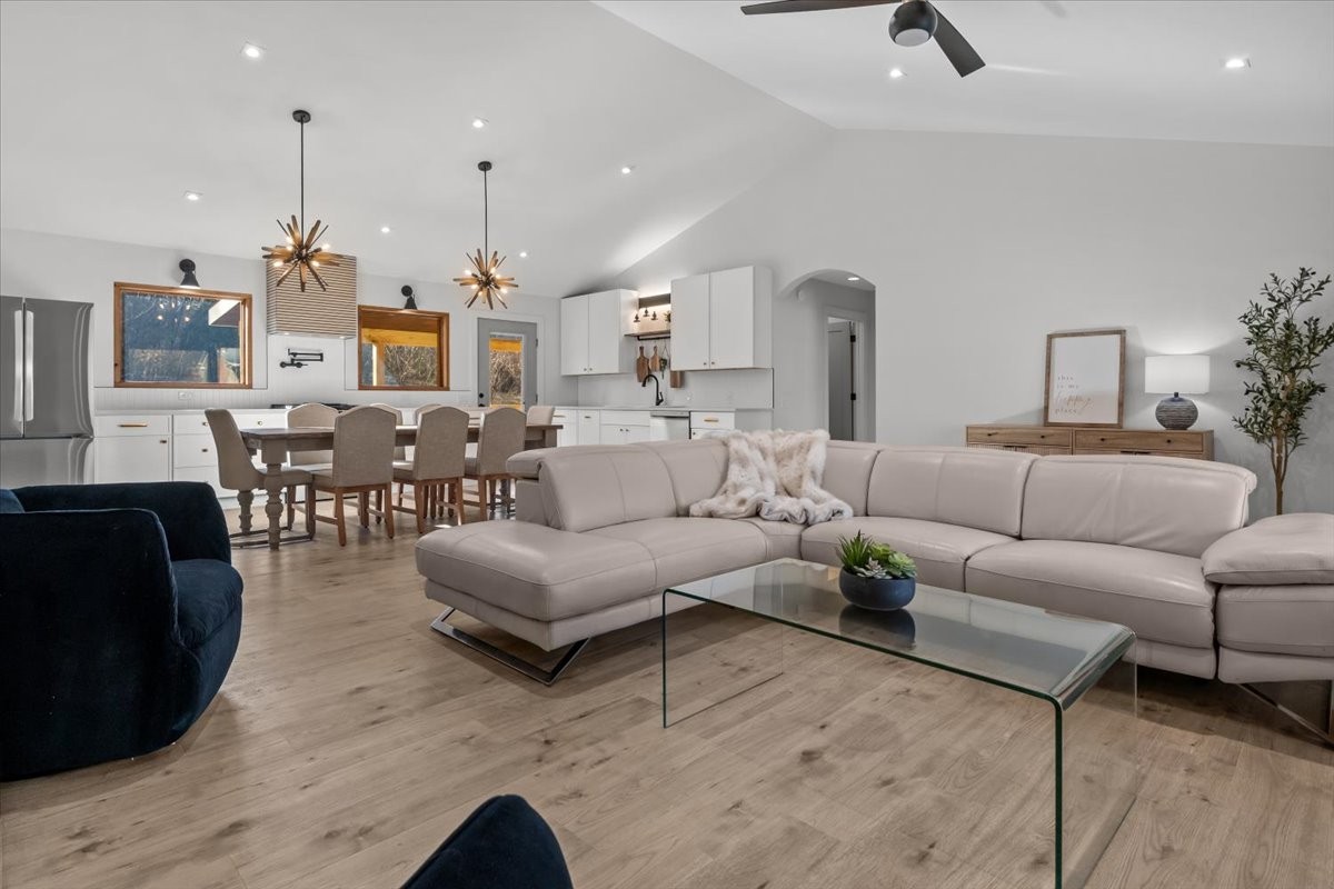 1609 Sycamore Landing Road Waverly, TN 37185 - Photo 11 of 47