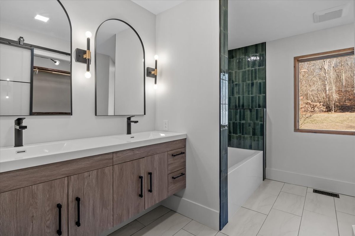 1609 Sycamore Landing Road Waverly, TN 37185 - Photo 20 of 47