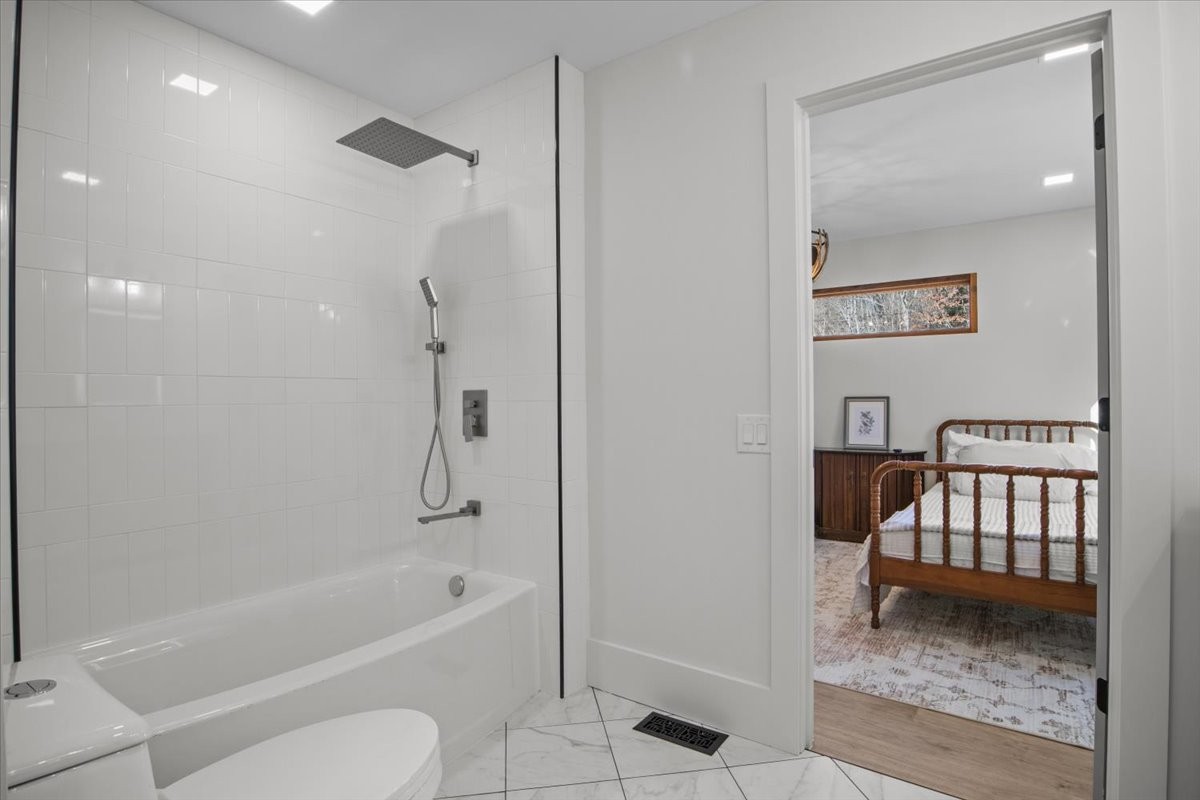 1609 Sycamore Landing Road Waverly, TN 37185 - Photo 27 of 47