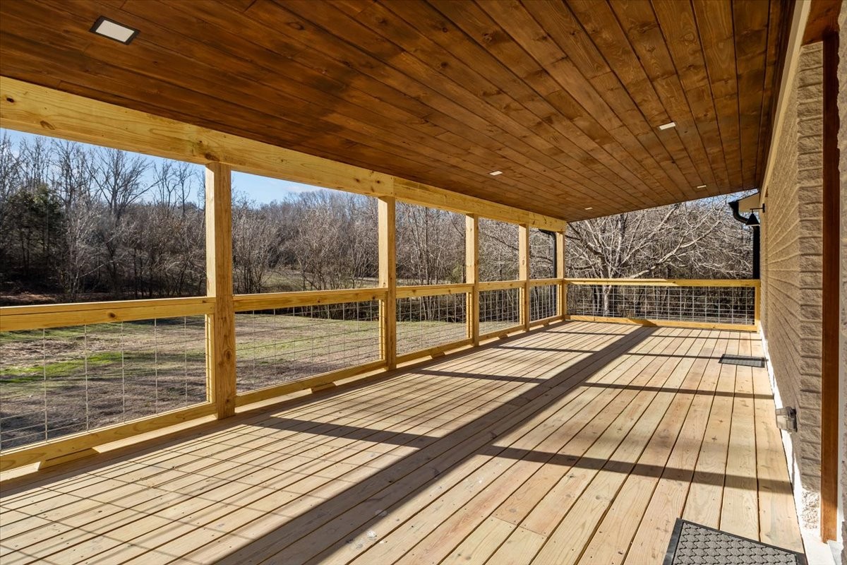 1609 Sycamore Landing Road Waverly, TN 37185 - Photo 32 of 47